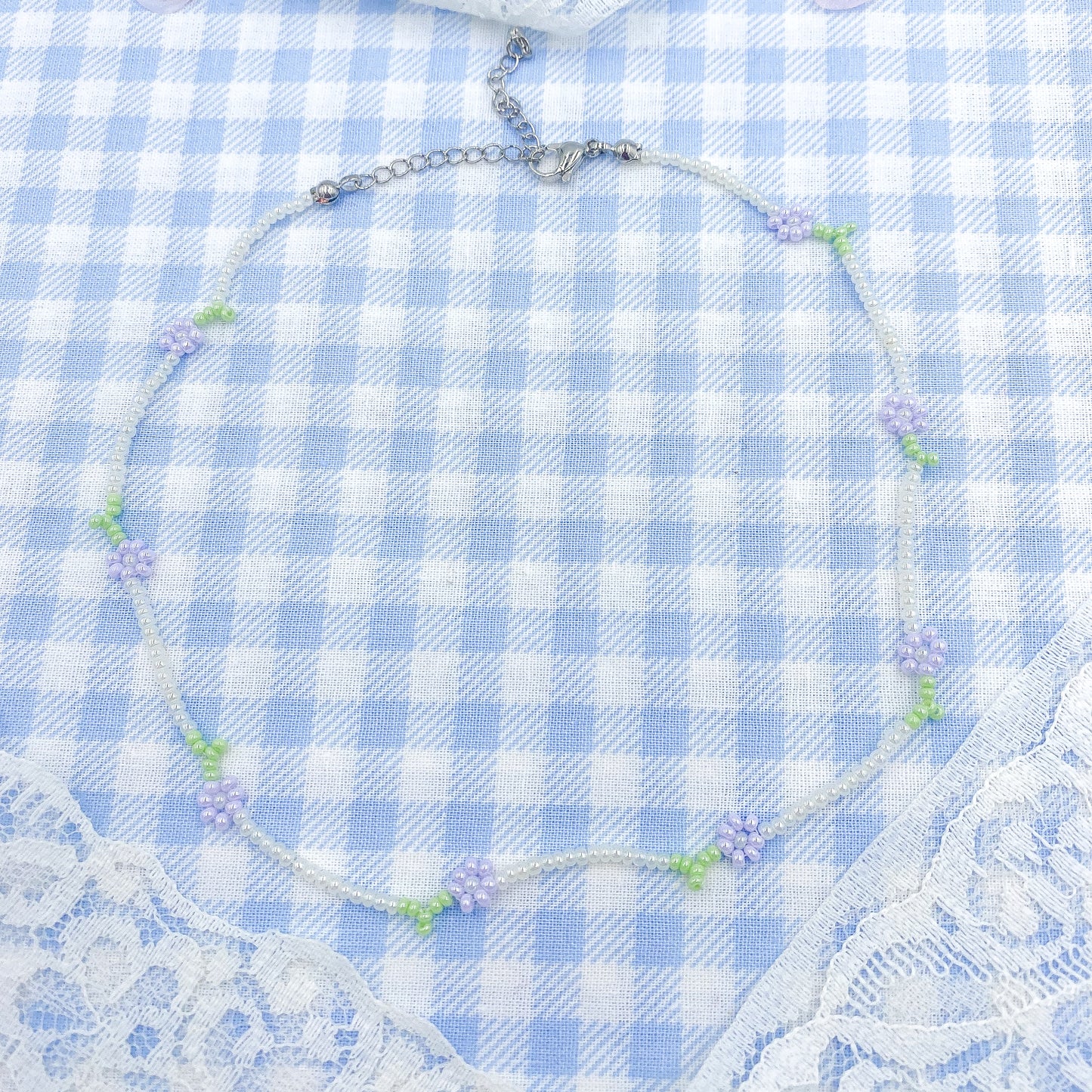 Lilac Gold Plated Daisy Chain with Leaves
