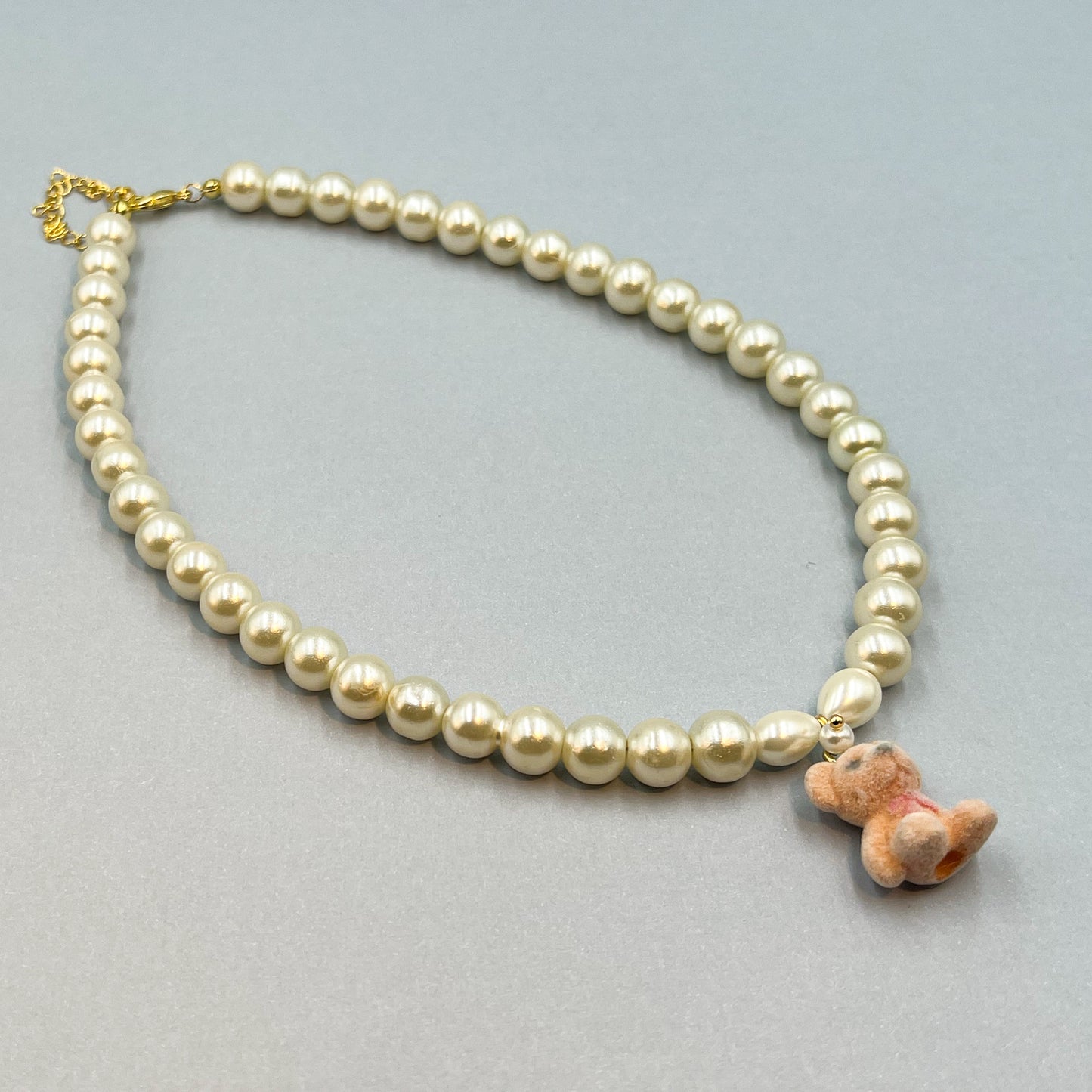 Soft Teddy the Bear Pearl Choker