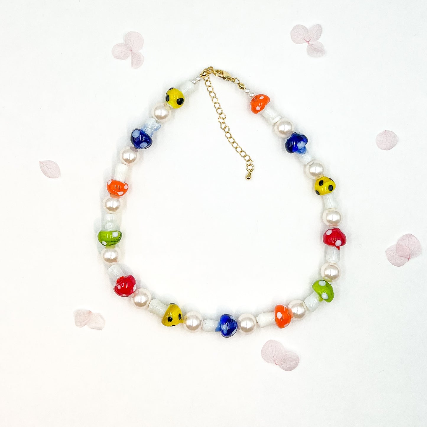 Multicolor Mushroom Choker