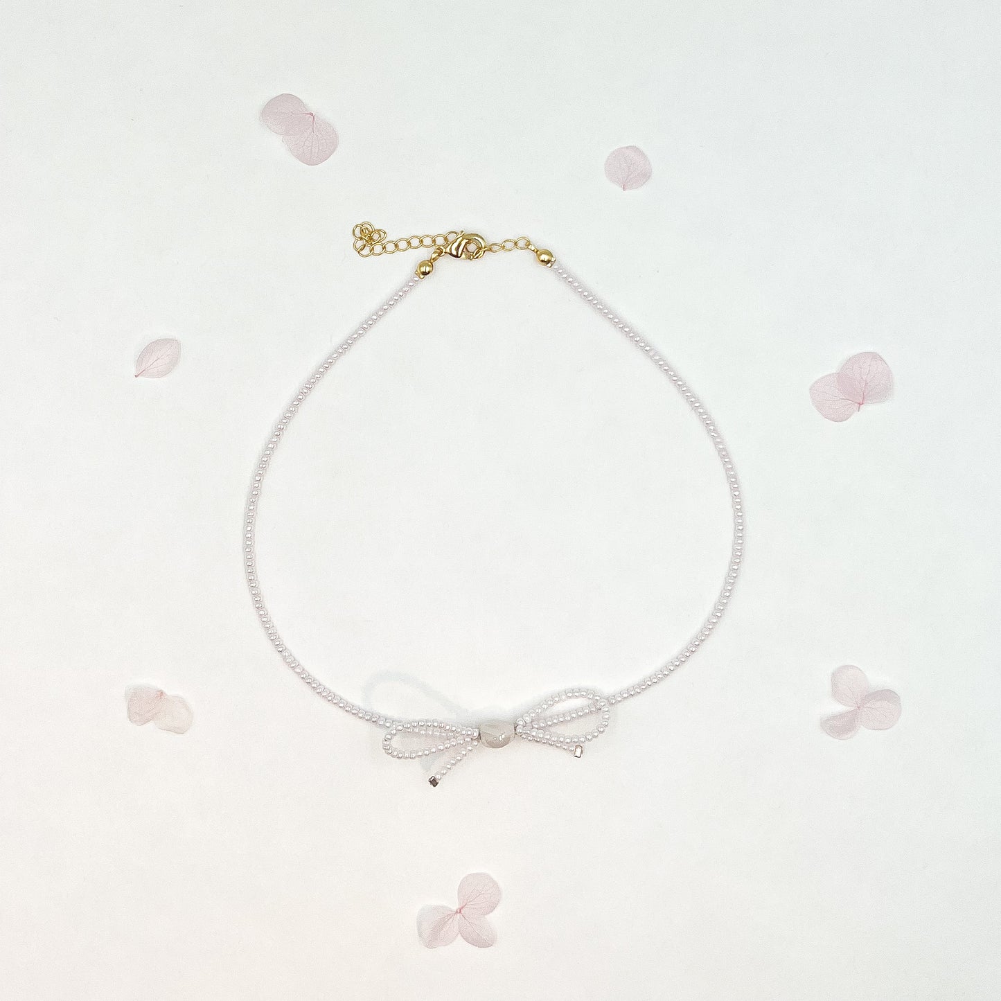 Sweet Bow Choker